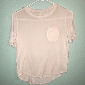 plain t-shirt with front pocket